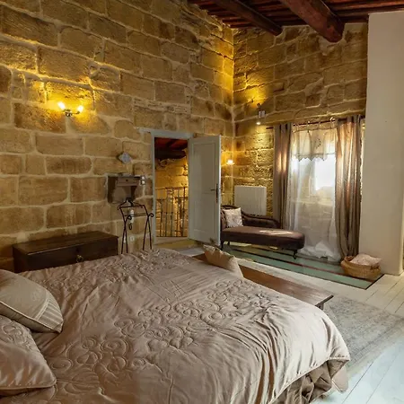 Le Logis Du Castel Bed and breakfast