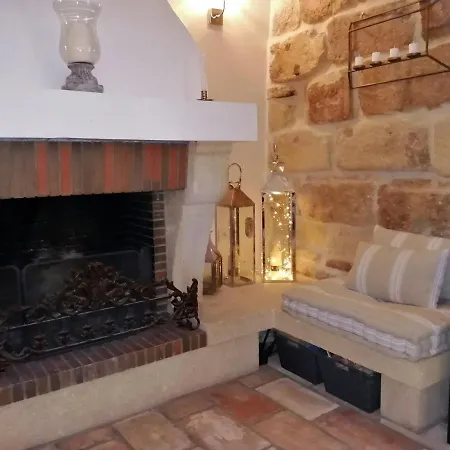 Le Logis Du Castel Bed and breakfast